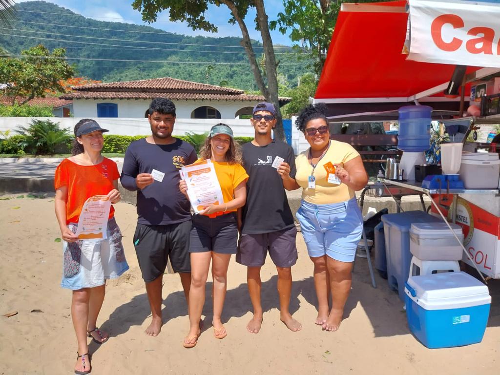 Prefeitura De S O Sebasti O Orienta Banhistas Sobre Preven O Ao C Ncer